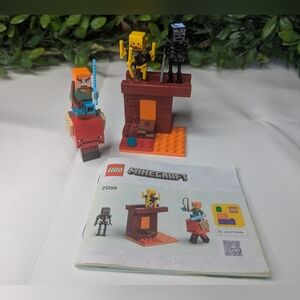 Minecraft Lego 21266 The Nether Lava Battle